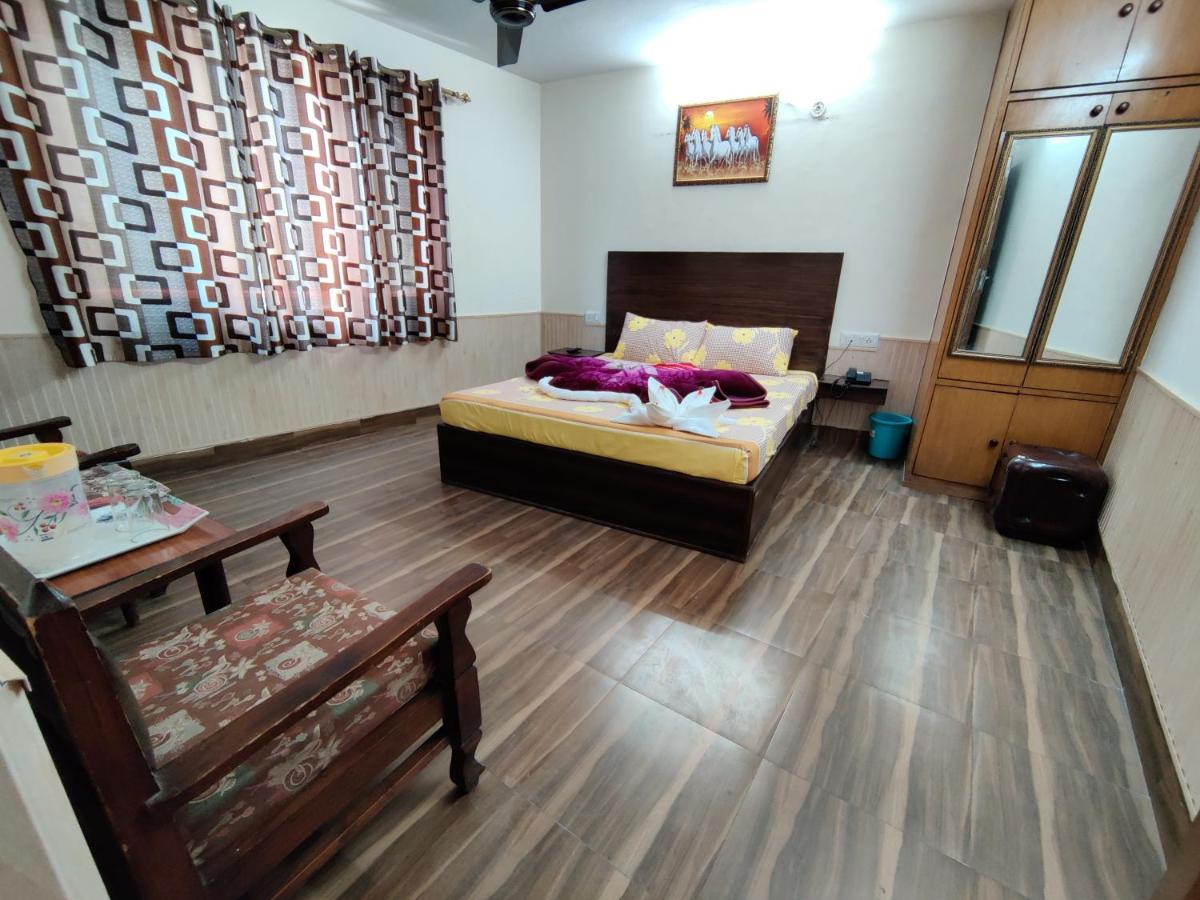 Hotel Alankar Manāli Zewnętrze zdjęcie